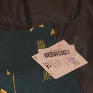 Cassie skirt (Lularoe)